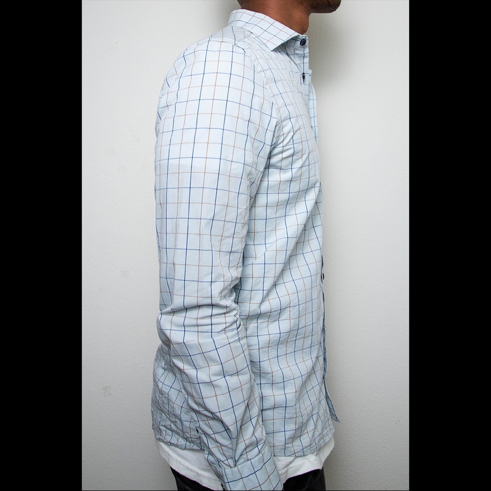 Button Up - Picture 2 of 6